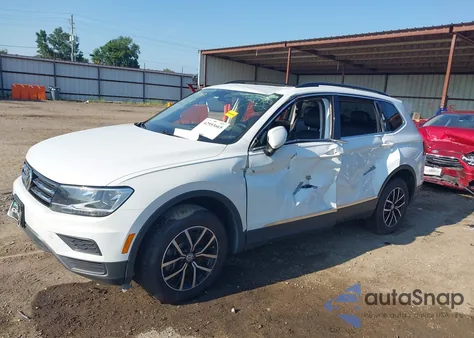 2021 Volkswagen Tiguan 2.0T Se/2.0T Se R-Line Black/2.0T Sel из США, поврежденный, VIN 3VV2B7AX6MM050090